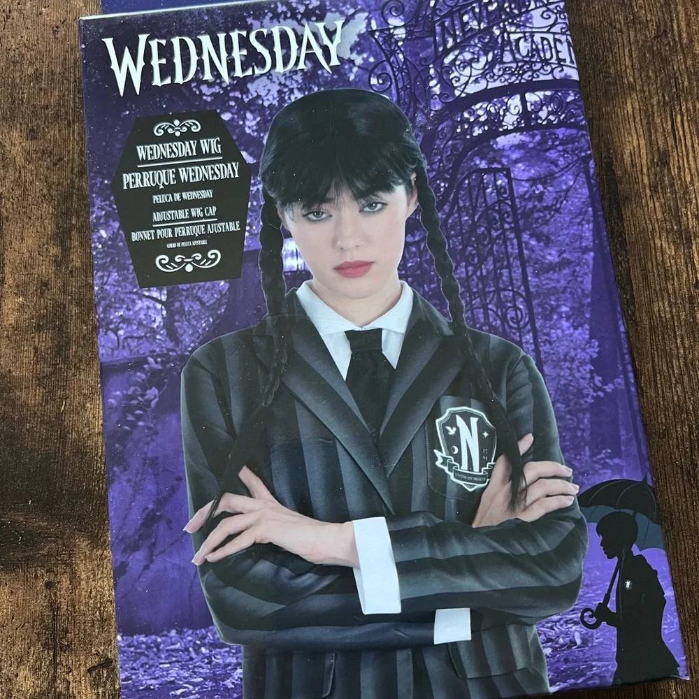Wednesday Addams wig - Picture 1 of 3